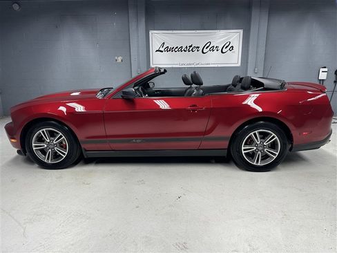 Used 2012 Ford Mustang Premium image 5