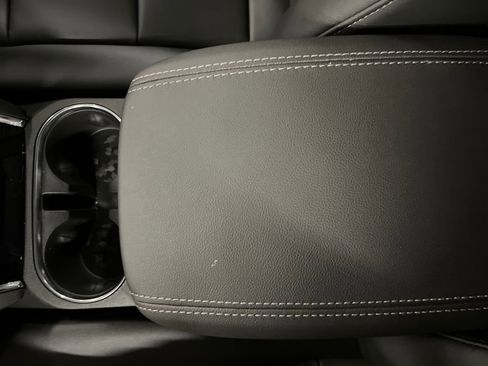 New 2026 GMC Canyon Elevation w/ Convenience Package image 26