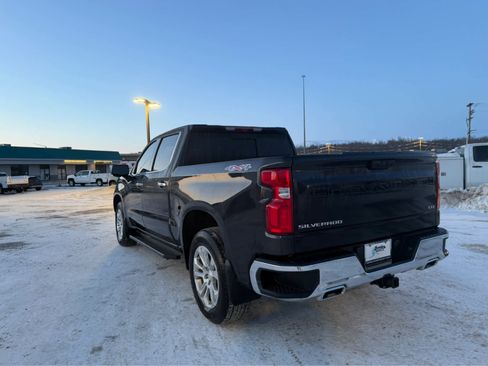 Certified 2023 Chevrolet Silverado 1500 LTZ w/ Technology Package image 3