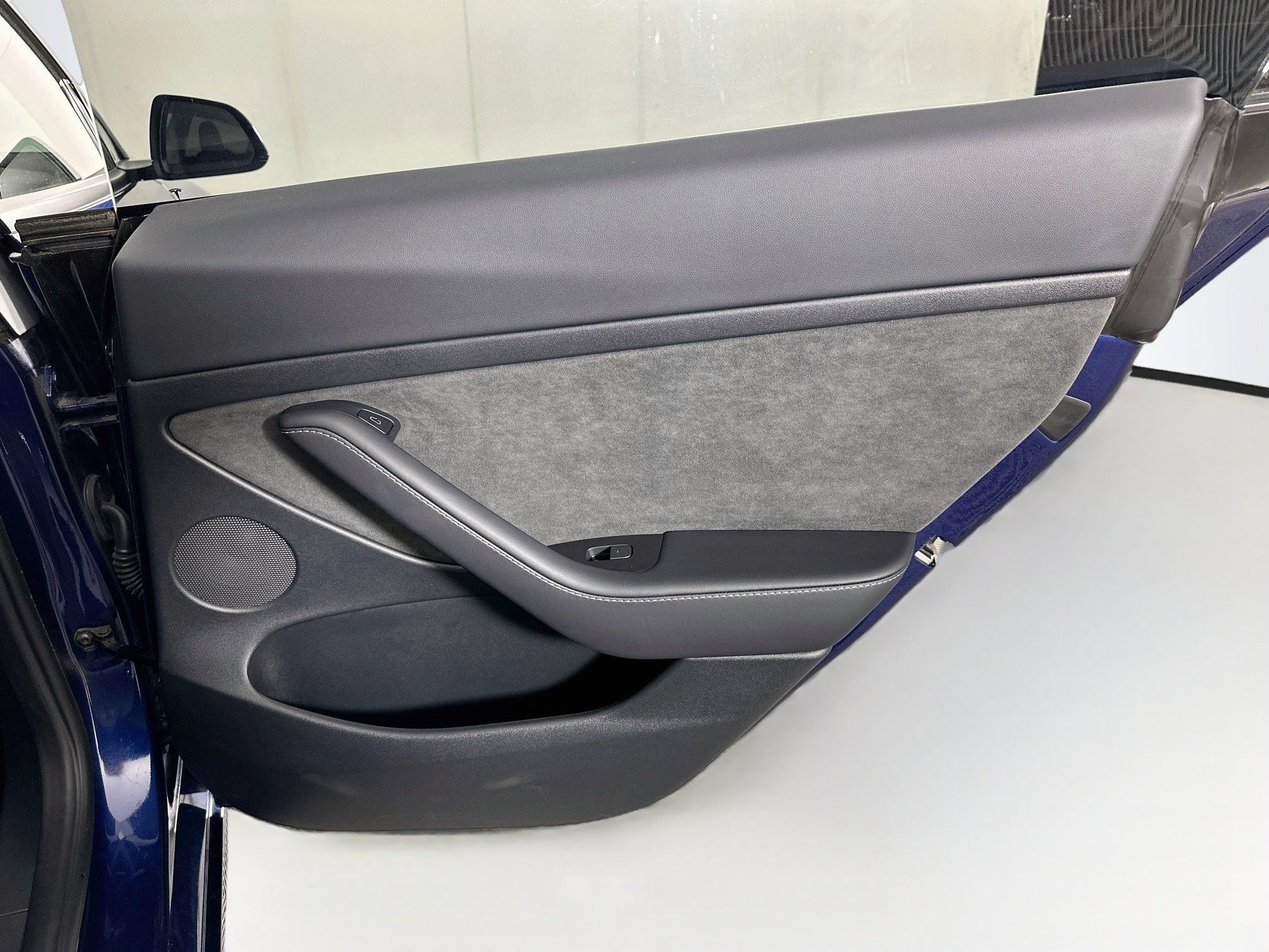 Used 2023 Tesla Model 3 Standard Range RWD image 28