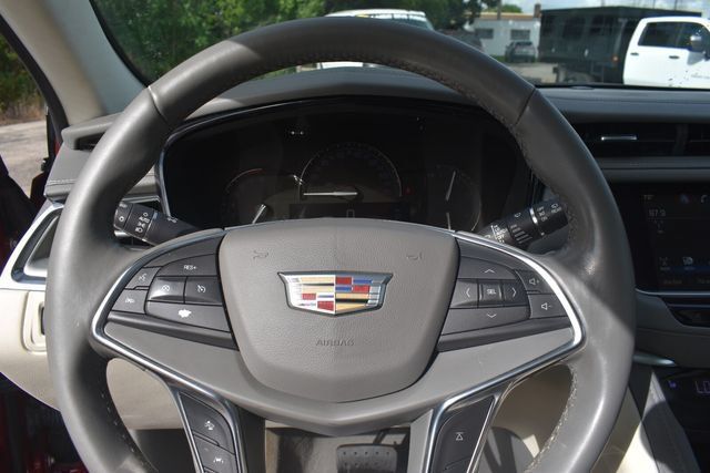 Certified 2018 Cadillac XT5 Luxury w/ Driver Awareness Package AWD/4WD image 37