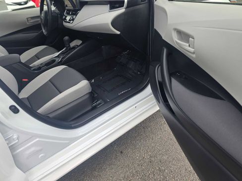 Used 2026 Toyota Corolla LE w/ LE Premium Package image 10