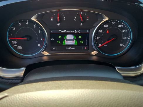 Used 2023 Chevrolet Traverse RS AWD/4WD image 7