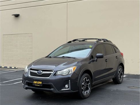 Used 2017 Subaru Crosstrek 2.0i Premium w/ Popular Package #2 image 4