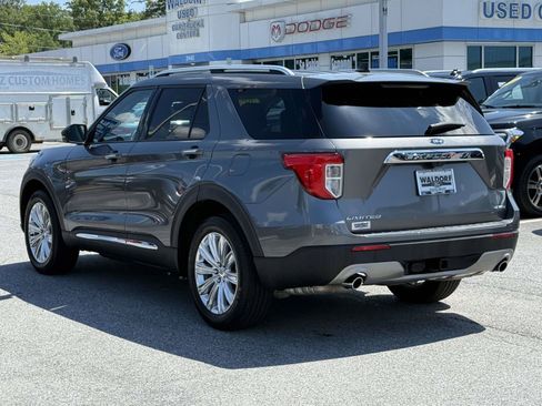 Certified 2023 Ford Explorer Limited w/ Equipment Group 301A AWD/4WD image 4