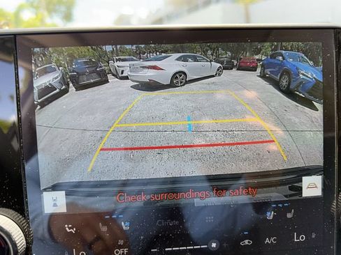 Used 2024 Lexus NX 250 FWD image 17