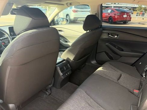 Used 2025 Honda Accord SE image 9