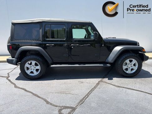 Certified 2022 Jeep Wrangler Unlimited Sport AWD/4WD image 11