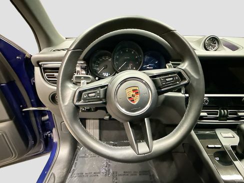 Used 2024 Porsche Macan AWD/4WD image 13