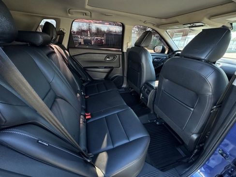 Used 2022 Nissan Rogue SL image 14