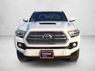 Used 2017 Toyota Tacoma TRD Sport video 2