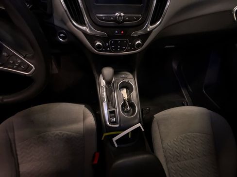 Used 2023 Chevrolet Equinox LT image 13