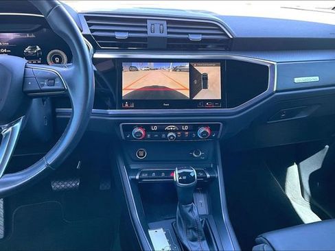 Used 2023 Audi Q3 2.0T Premium Plus w/ Premium Plus Package image 6
