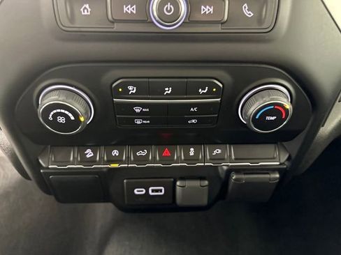 Used 2022 Chevrolet Silverado 1500 Custom Trail Boss w/ LPO, Dark Essentials Package image 23