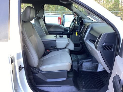 Used 2022 Ford F250 XL w/ Power Equipment Group image 31