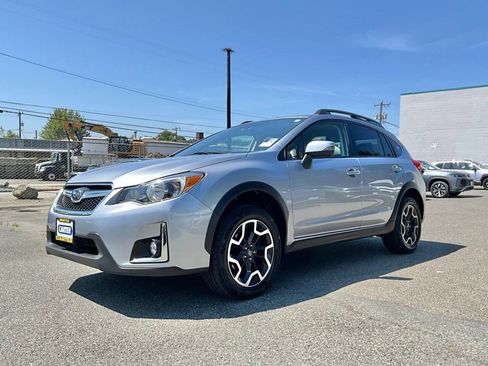 Used 2017 Subaru Crosstrek 2.0i Limited AWD/4WD image 4