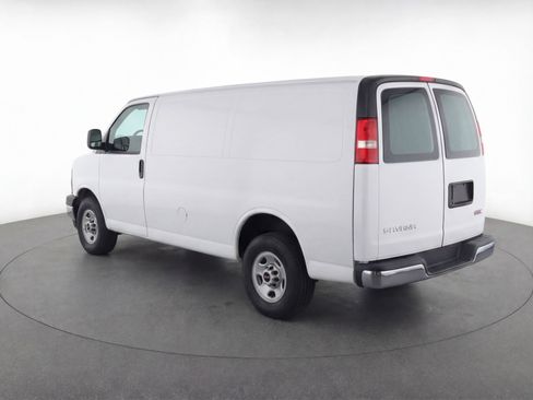Used 2025 GMC Savana 3500 LT w/ LT Preferred Equipment Group image 6