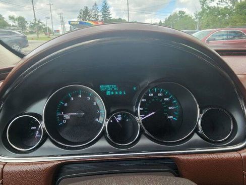 Used 2014 Buick Enclave Premium FWD image 17