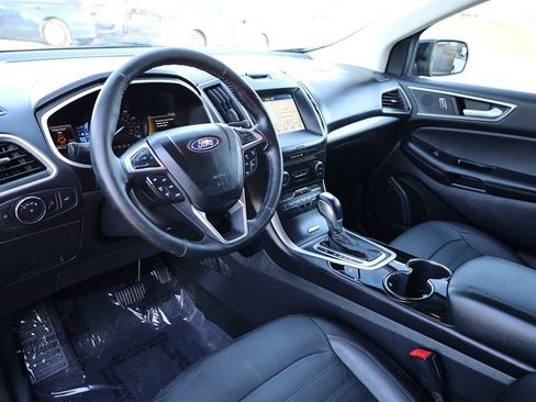 Used 2018 Ford Edge SEL FWD image 21