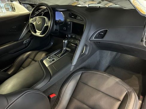 Used 2016 Chevrolet Corvette Z06 w/ 3LZ Preferred Equipment Group image 28