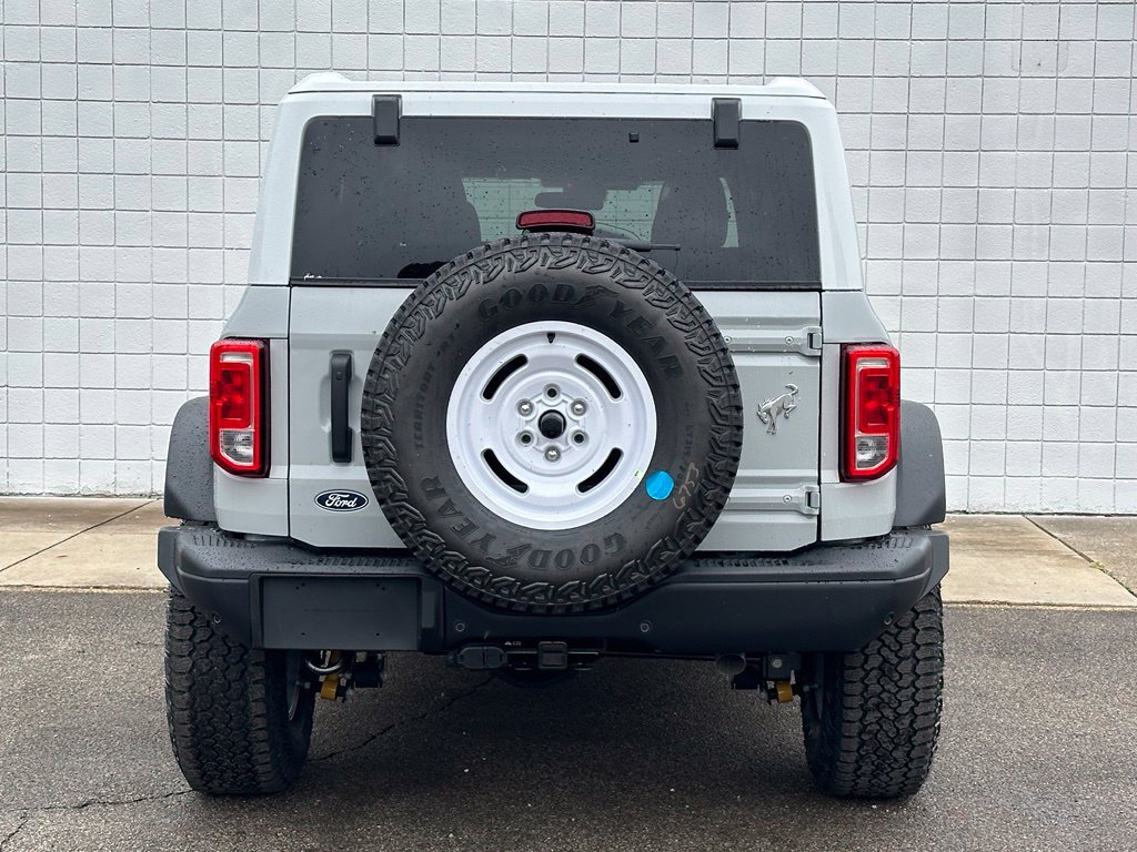 New 2026 Ford Bronco Heritage Edition AWD/4WD image 5