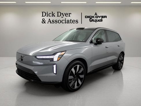 New 2025 Volvo EX90 Ultra image 4