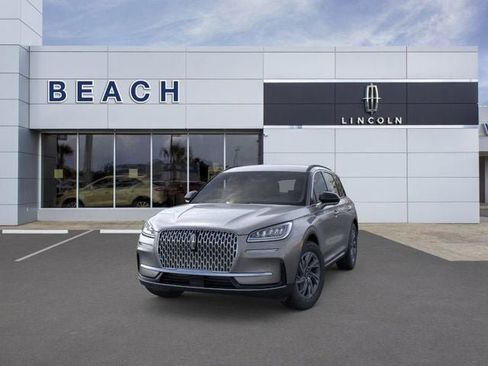 New 2026 Lincoln Corsair Premiere image 3