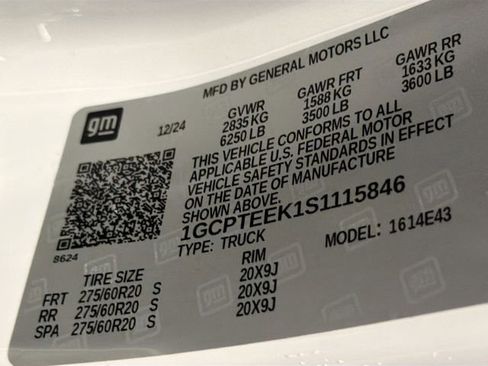 Used 2025 Chevrolet Colorado Trail Boss w/ Midnight Edition image 25