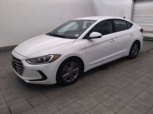 Used 2018 Hyundai Elantra SEL FWD image 2