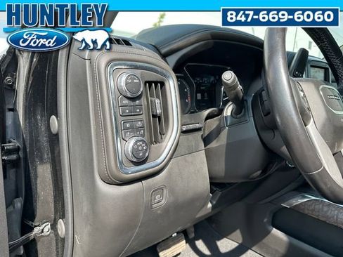 Used 2022 GMC Sierra 2500 Denali w/ Denali Ultimate Package image 17