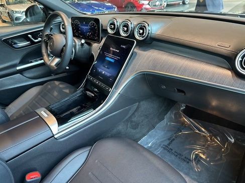 Used 2025 Mercedes-Benz C 300 4MATIC Sedan image 10