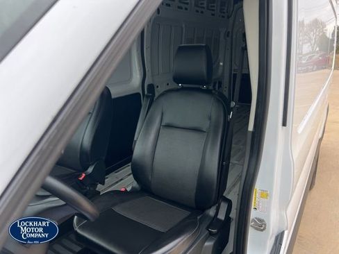 Used 2023 Ford Transit 250 148 High Roof Extended image 11