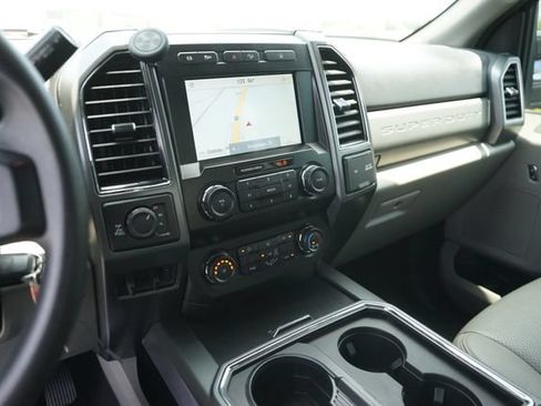 Used 2020 Ford F250 XLT w/ XLT Premium Package AWD/4WD image 26
