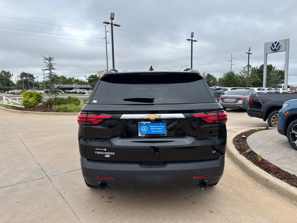 Used 2023 Chevrolet Traverse LT FWD image 5