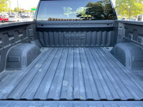 Used 2024 GMC Sierra 1500 Elevation w/ LPO, Elevation Black Package AWD/4WD image 17