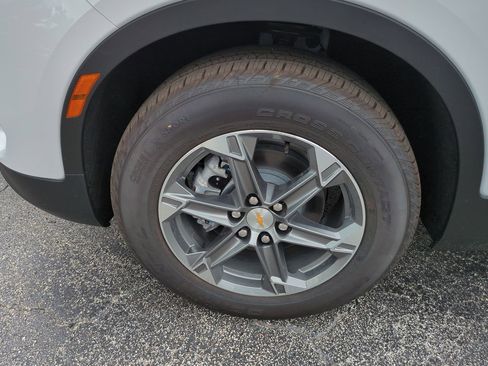 New 2025 Chevrolet Blazer LT w/ Convenience Package image 11