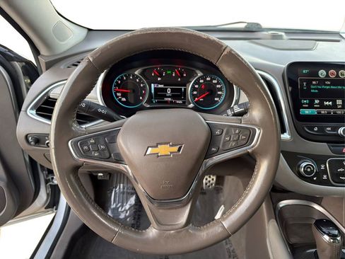 Used 2016 Chevrolet Malibu LT w/ Leather Package image 17