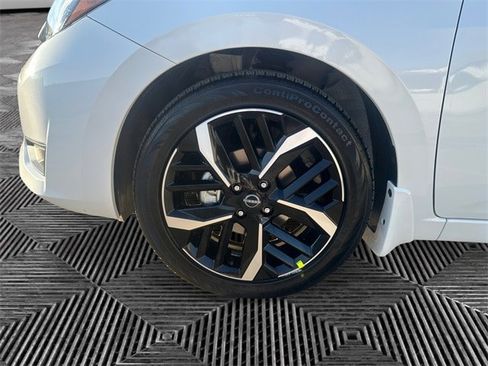 New 2025 Nissan Versa SR w/ Trunk Package image 14