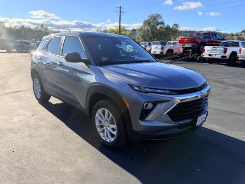 New 2026 Chevrolet TrailBlazer LS image 3
