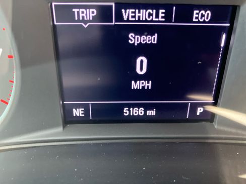 Used 2025 Chevrolet Malibu LT FWD image 16