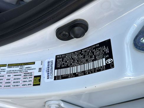 Used 2022 Toyota Corolla LE image 21