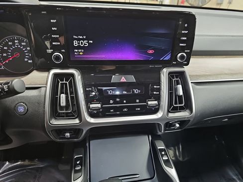 Used 2022 Kia Sorento X-Line EX image 19