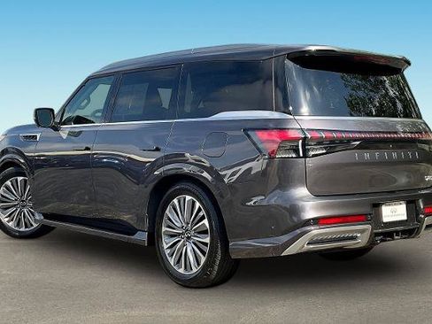 Certified 2025 INFINITI QX80 Luxe AWD/4WD image 4