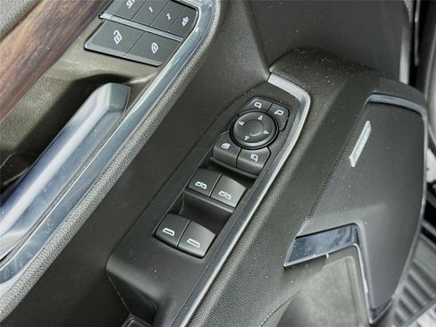 Certified 2024 GMC Sierra 1500 SLT w/ SLT Premium Plus Package AWD/4WD image 19
