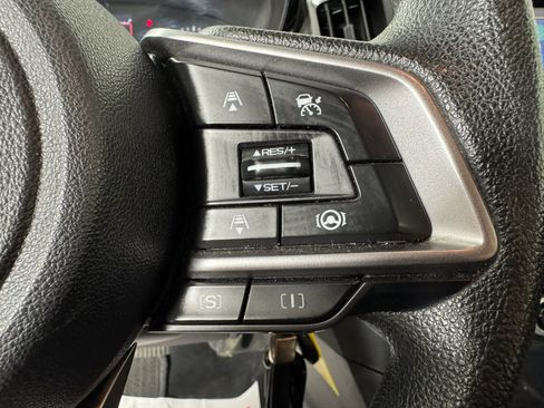 Used 2021 Subaru Crosstrek 2.0i image 16