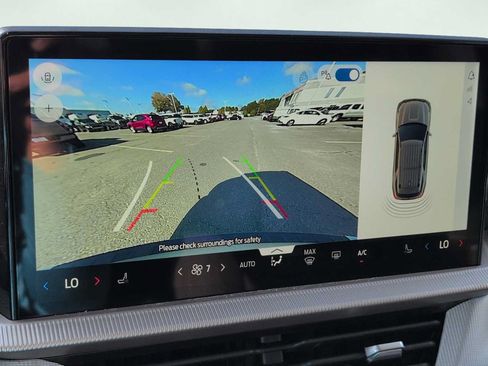 New 2026 Ford Explorer Active RWD image 19