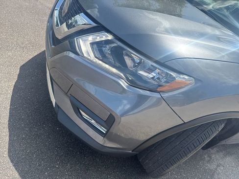 Used 2018 Nissan Rogue SV w/ Premium Package image 34