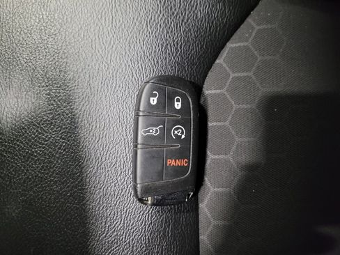 Used 2018 Jeep Compass Latitude w/ Popular Equipment Group AWD/4WD image 32