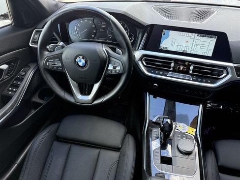 Used 2021 BMW 330i Sedan w/ Convenience Package RWD image 21