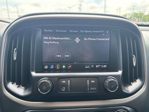 Used 2022 Chevrolet Colorado Z71 AWD/4WD image 22